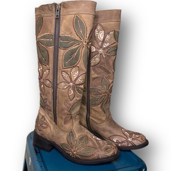 Dan Post Shoes - Dan Post “Lily of the West” Brown Leather Boots w/ Floral & Embroidery Stitching